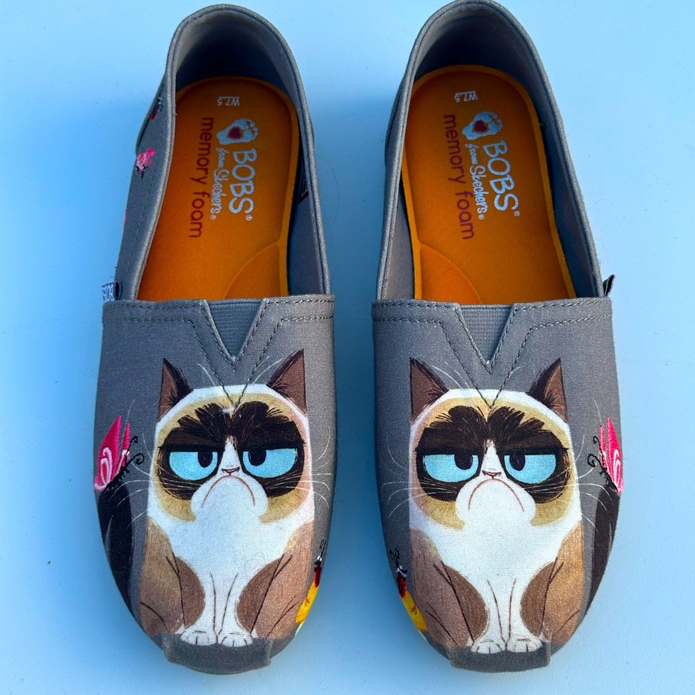 BOBS Gray Grumpy Cat Slip-On Shoes size 7.5 Women